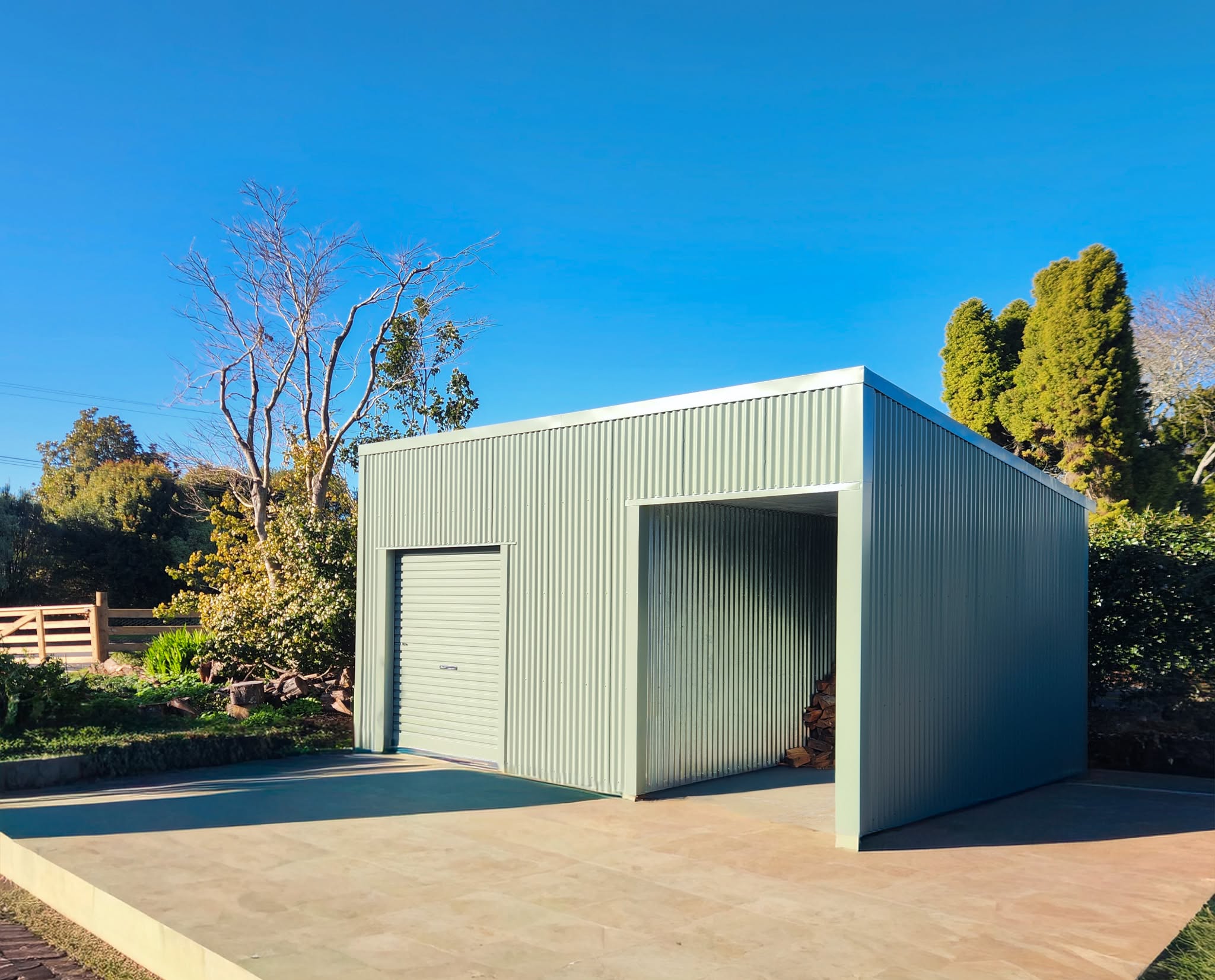 Garage/Wood Shed 